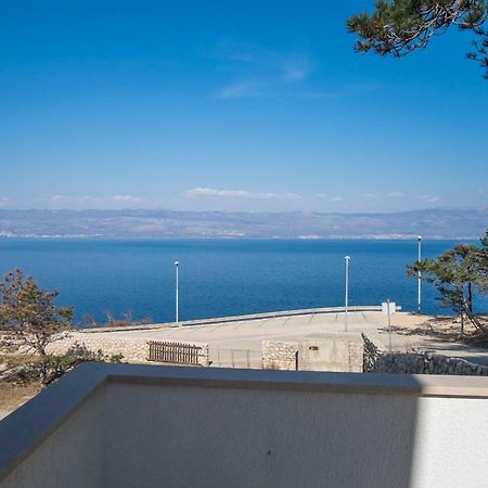 Apartman Cubranic Apartment Vrbnik Exterior photo
